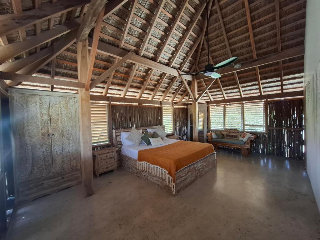 Private accommodation Rote Island